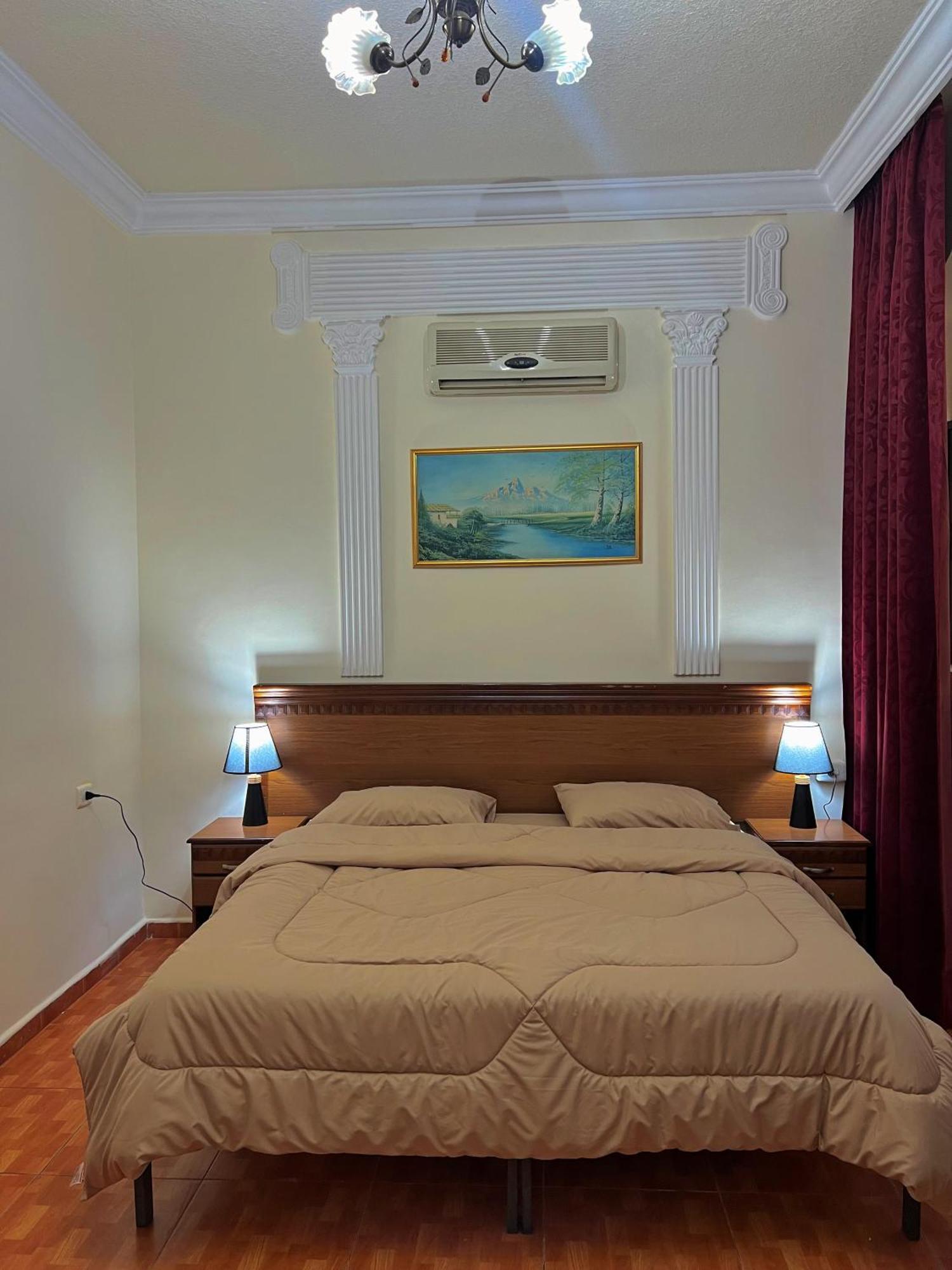 Sufara Hotel Suites Amman Esterno foto